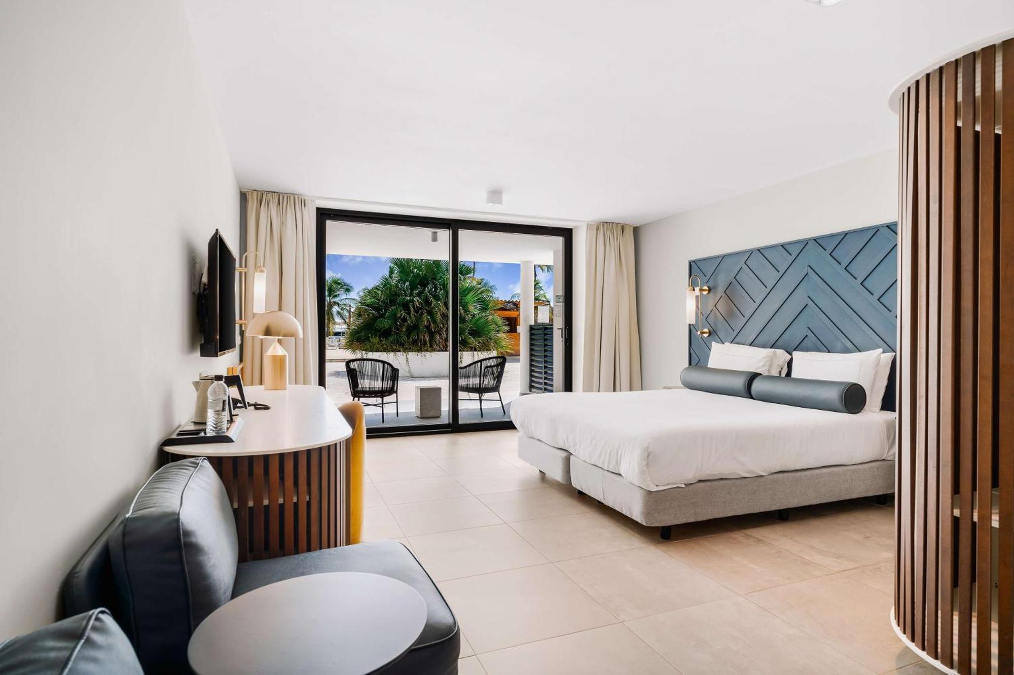 Mangrove Beach Corendon Curacao All-Inclusive Resort, Curio Виллемстад Экстерьер фото