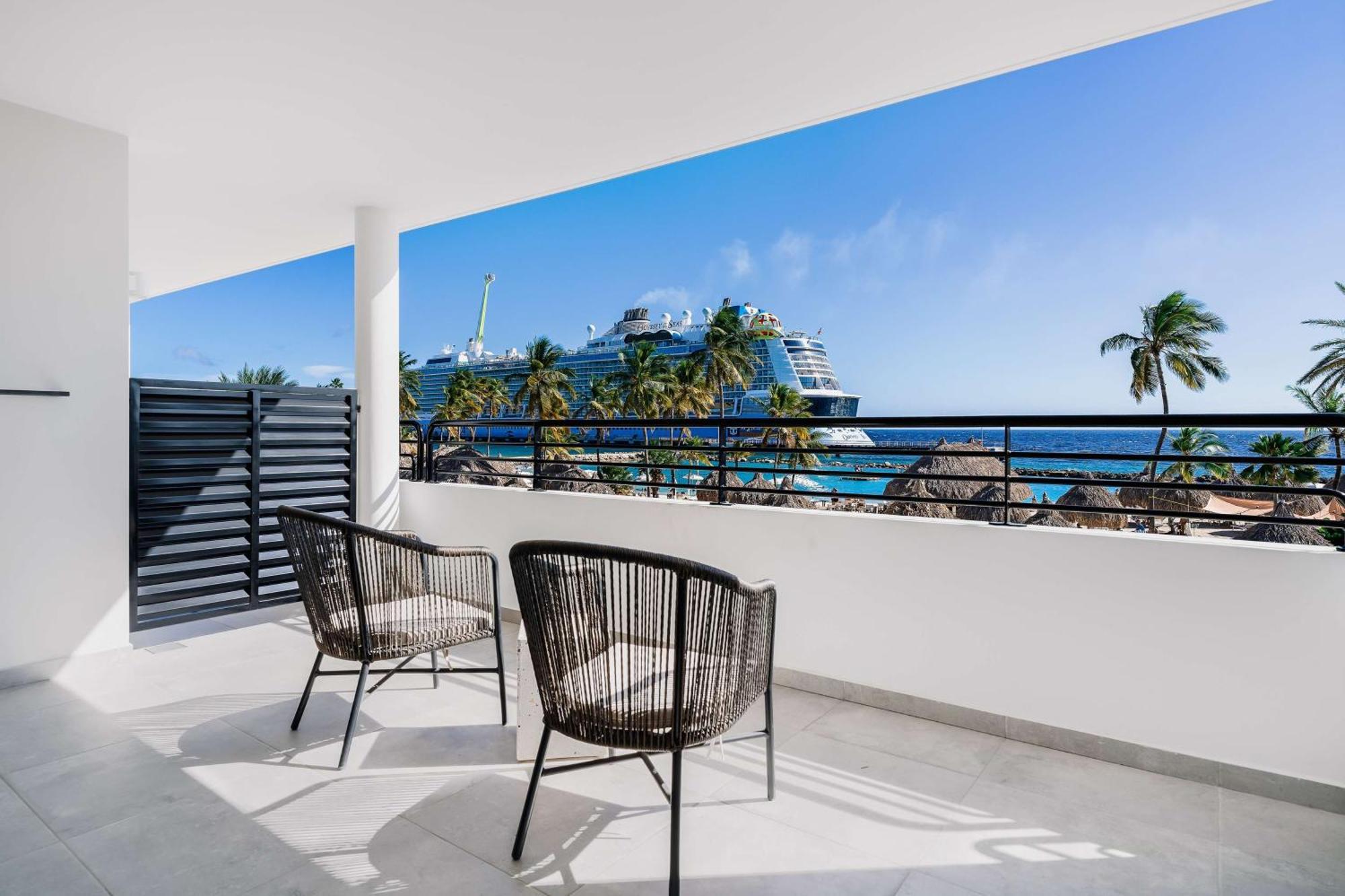 Mangrove Beach Corendon Curacao All-Inclusive Resort, Curio Виллемстад Экстерьер фото